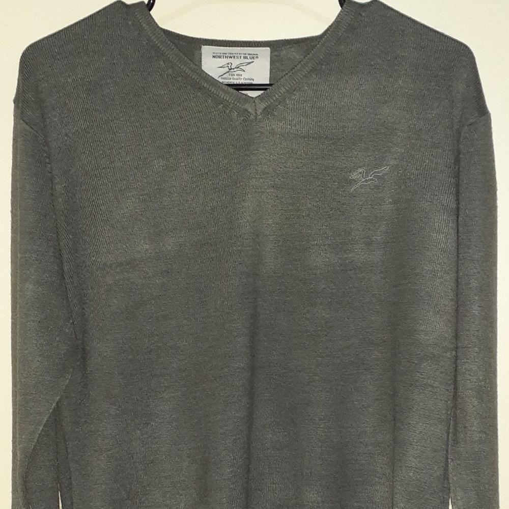Northwest Men's Blue Bird V-Neck Sweater Size S-XL